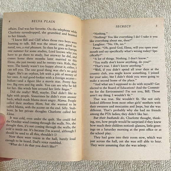 📚2/$6  Secrecy - Picture 9 of 12